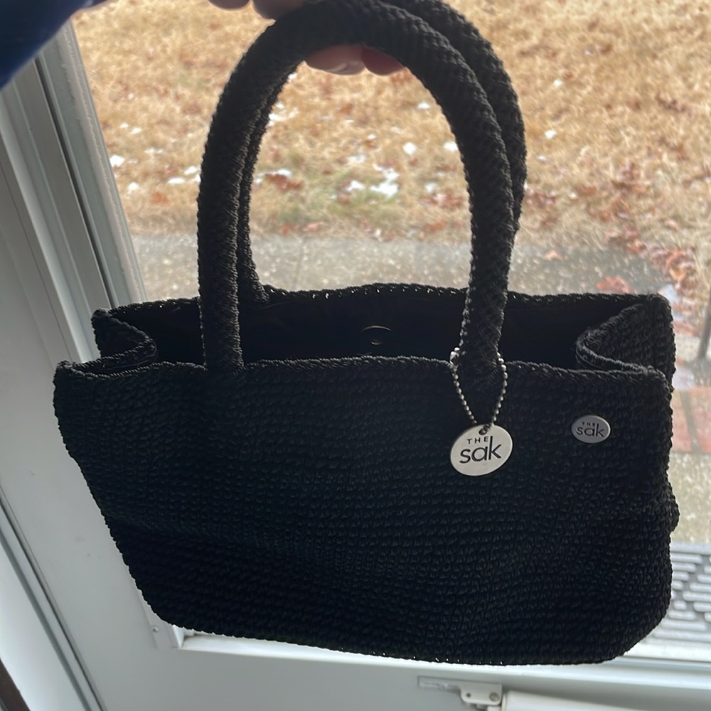 The Sak Crochet Black Double Strap Bag NWOT FREE The Sak KEYCHAIN - Picture 3 of 11